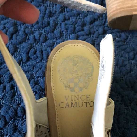 Vincent Camuto Summer Sandal - Picture 3 of 3